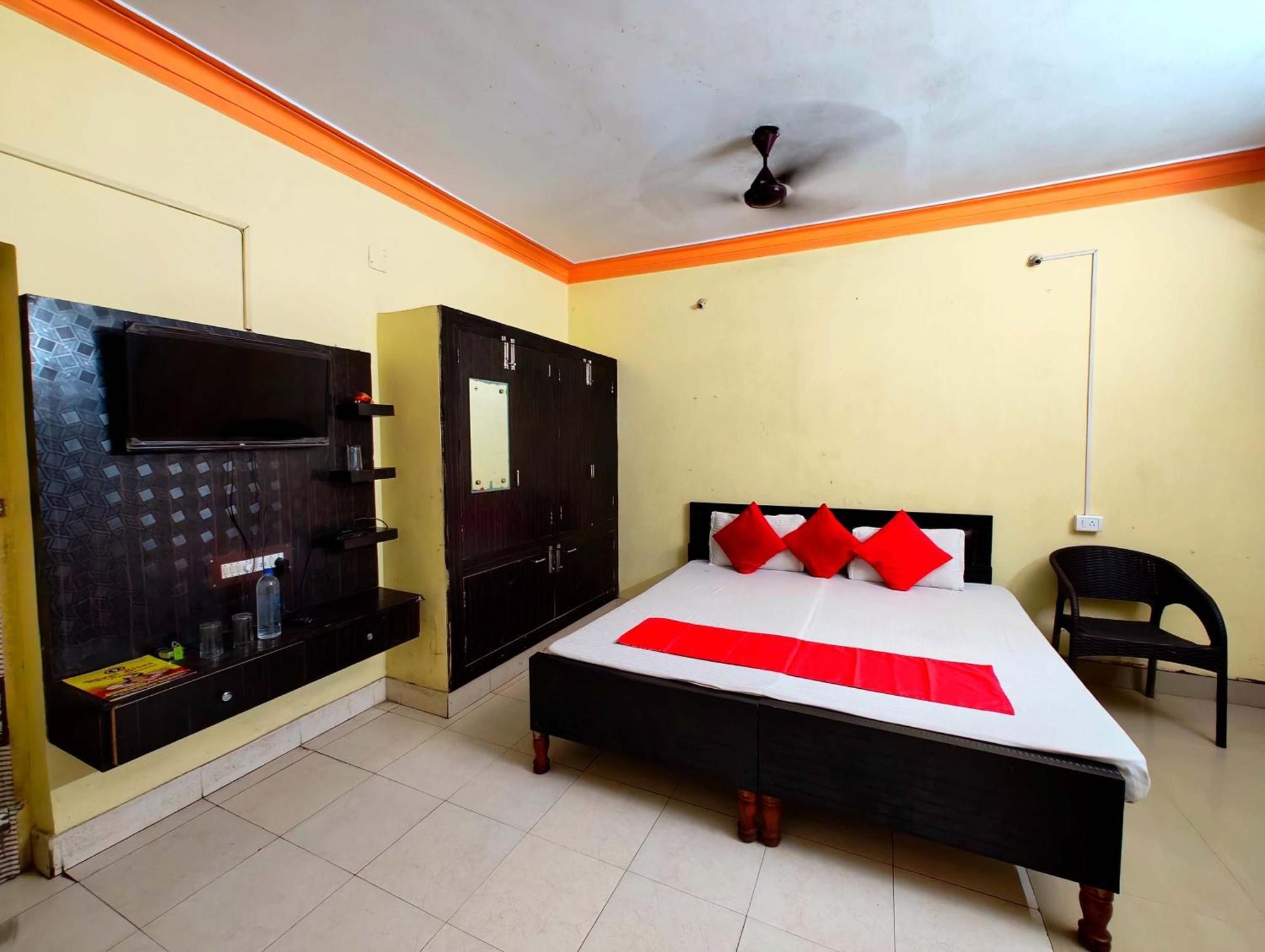 Moon Ct Road Near Sea And Jagannath Temple - Fully Air Conditioned - Good And Spacious - Excellent Service Recommended Hotel 3*