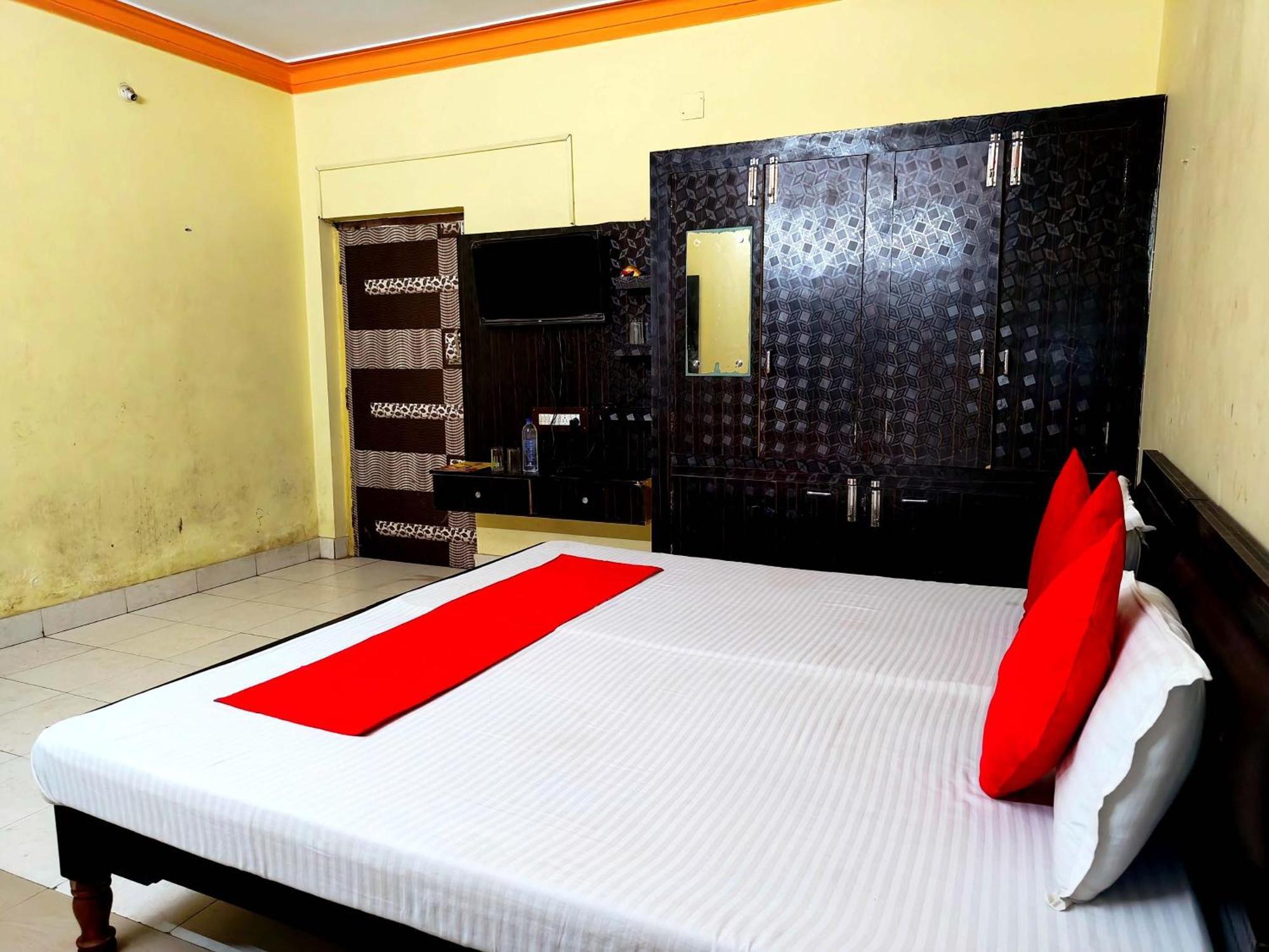 Moon Ct Road Near Sea And Jagannath Temple - Fully Air Conditioned - Good And Spacious - Excellent Service Recommended Hotel 3*